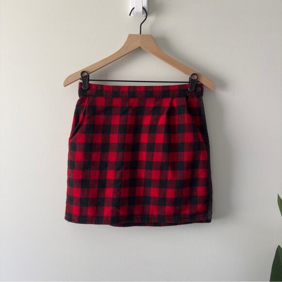 Vintage Woolrich Wool Blend Red Black Plaid Casual Wrap Mini Skirt preppy school - Picture 1 of 11
